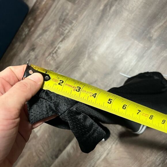 Vintage Tweety Bird Looney Tunes Shorts - Picture 7 of 10